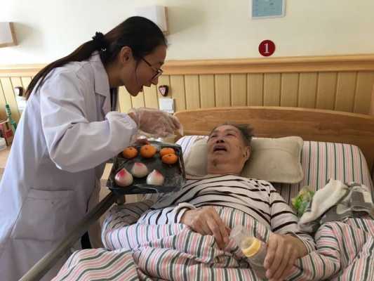 南京照顾老人护多少钱